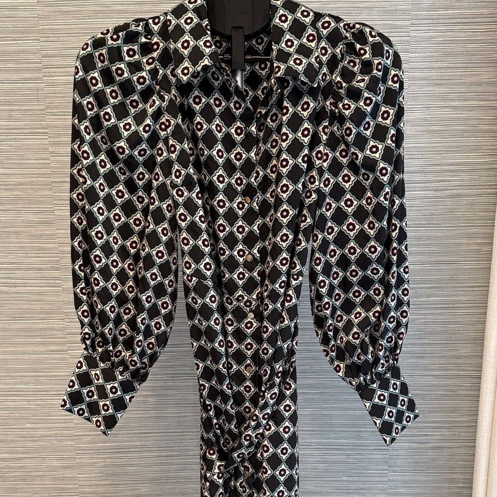 Love By Design Black and White Patterned Long Sleeve Dress